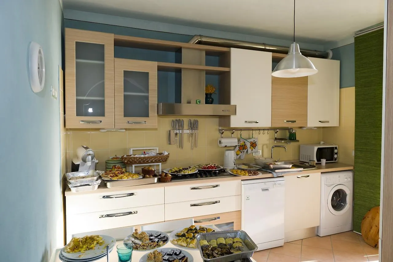 La Corte Splendente Castello d'Argile Bed & Breakfast