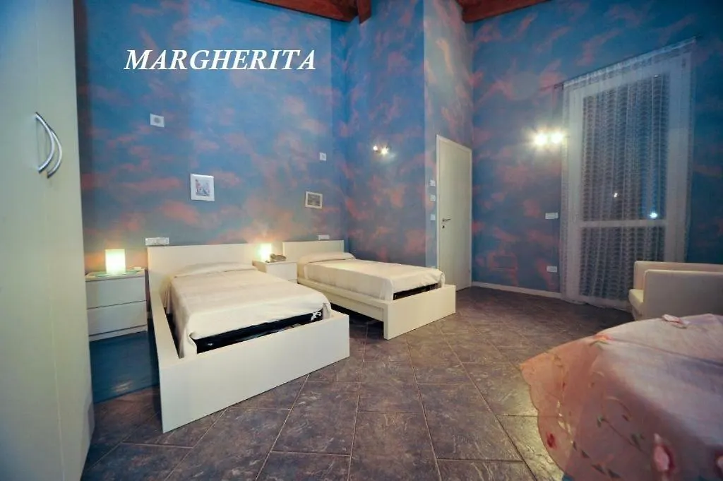 La Corte Splendente Castello d'Argile Bed & Breakfast
