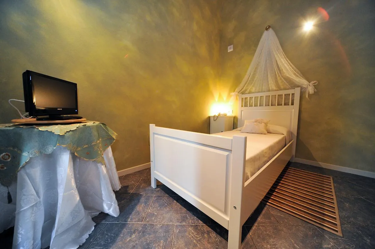 La Corte Splendente Castello d'Argile 3*,